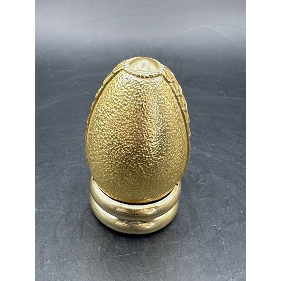 French ROCOCO Style Egg By The Franklin Mint Collector’s Treasury of Eggs 1990 - Picture 4 of 7